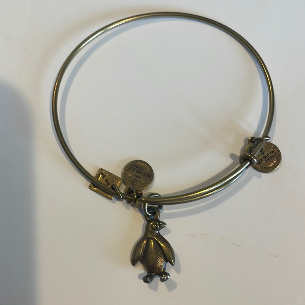 Gold penguin bracelet